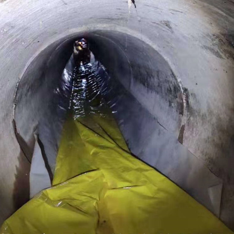 阿合奇管道紫外光固化修复