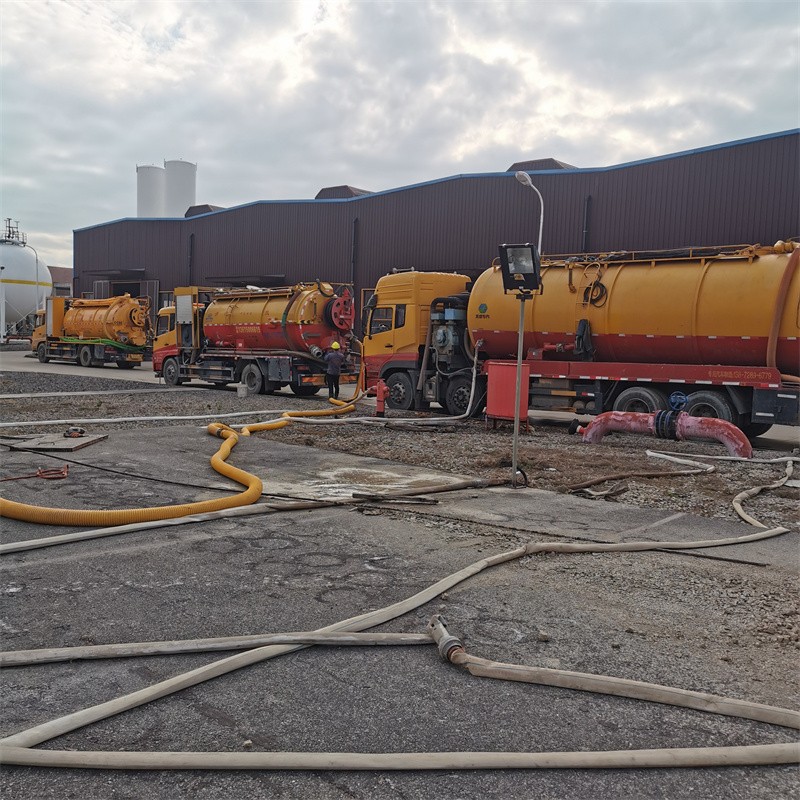 阿合奇污水池清理