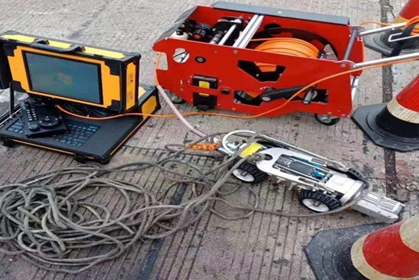 阿合奇CCTV管道检测机器人