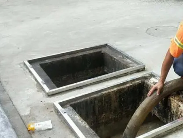 阿合奇化粪池清理