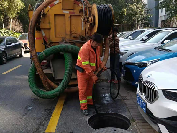 阿合奇排污管道清淤